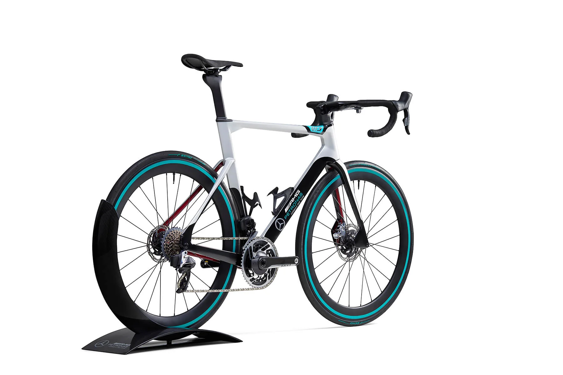 Mercedes-AMG PETRONAS F1® Team V13 Road Edition - Image 6